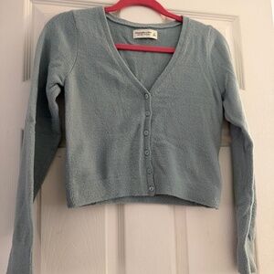 Abercrombie and Fitch cropped sweater cardigan